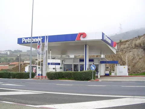 Foto de referencia de una gasolinera Petronor